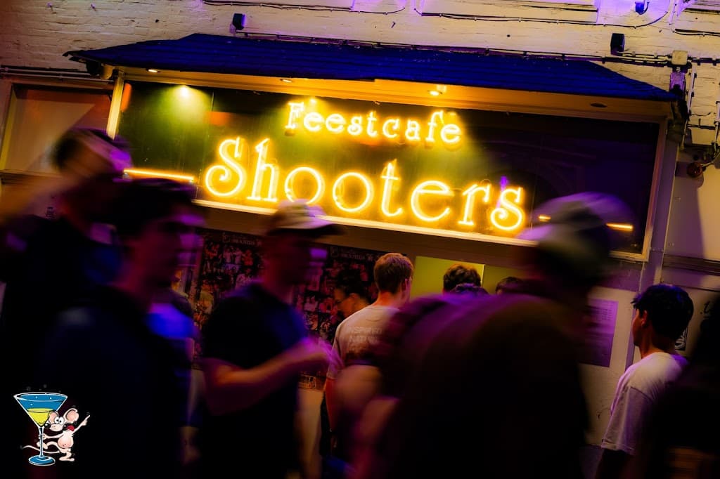 Café Shooters