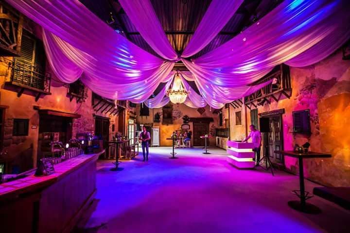 Caribbean Corner/Le Club BBQ