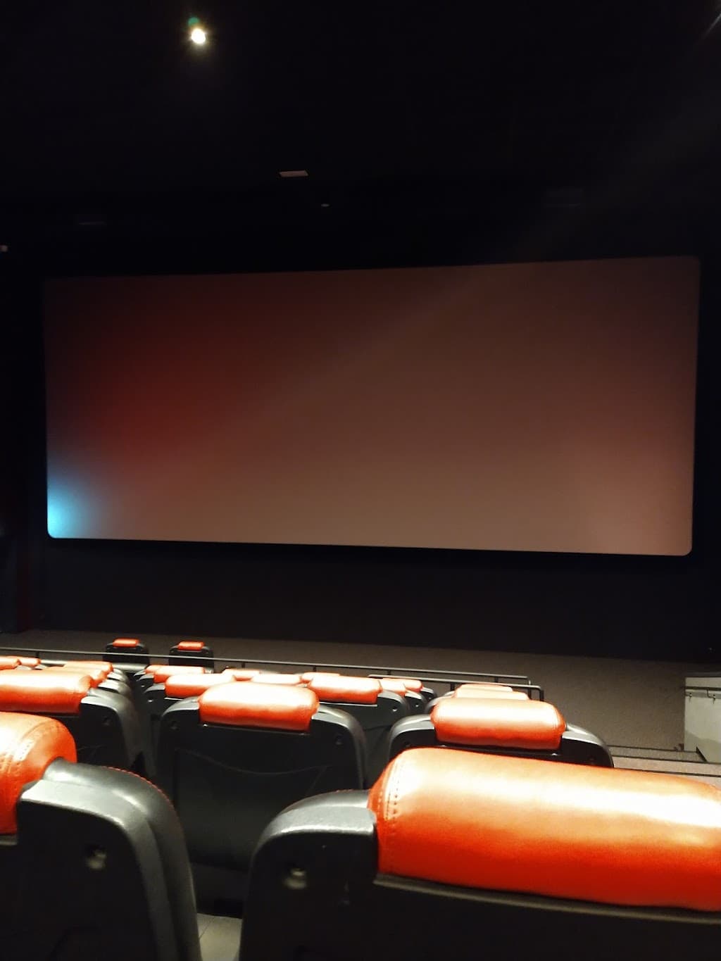 Jogchem's Theaters BV