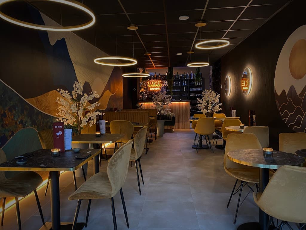 LIKE Sushi Bar