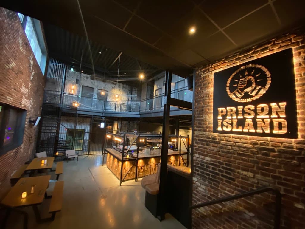 Prison Island Nijmegen⏳