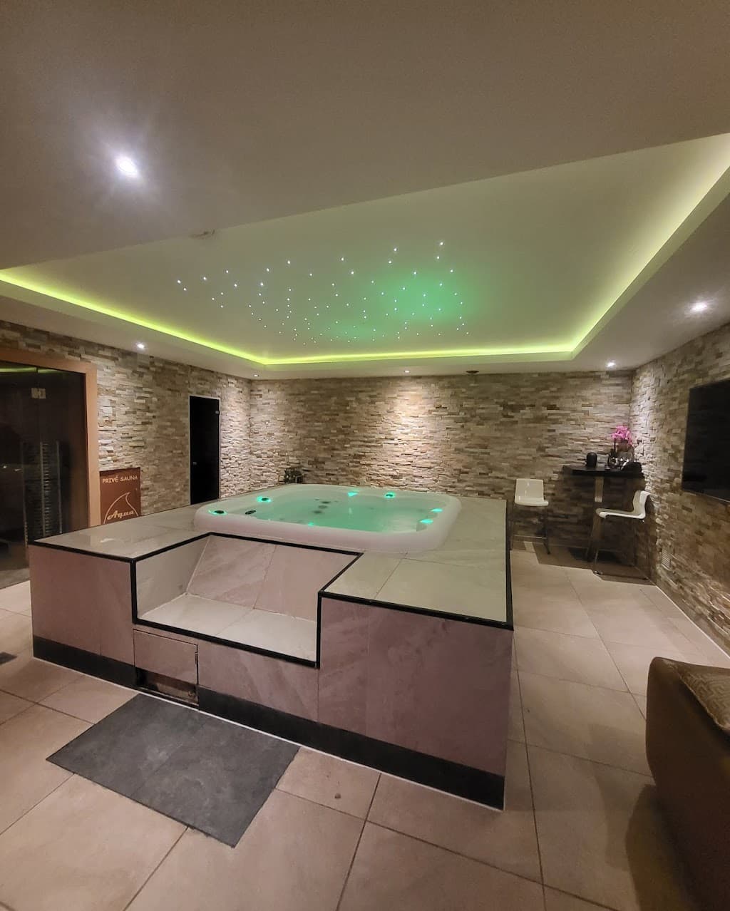Prive Sauna Aqua Acacia