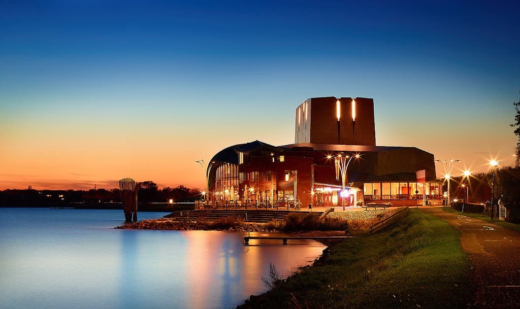 Schouwburg en Congrescentrum Het Park