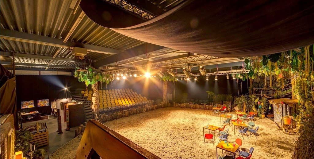 Vrij Zijn Theater - Created by Anderson Farah